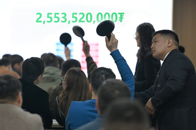 682ee9ad58634c4a0f55fe8b