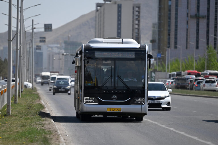 6840ffc158634c4a0f5600a5