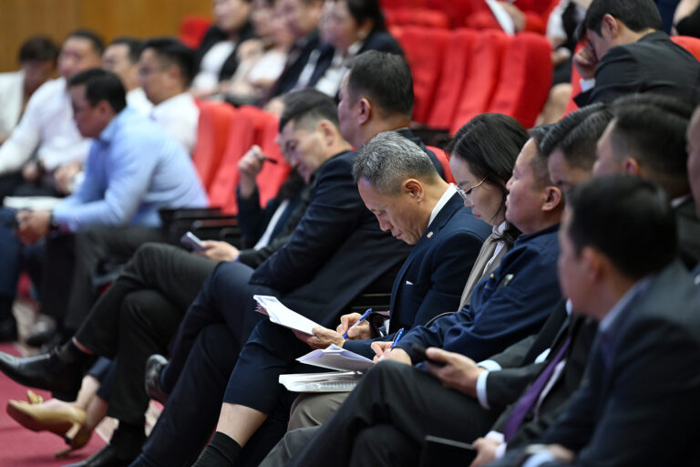 6854024b58634c4a0f5602d0