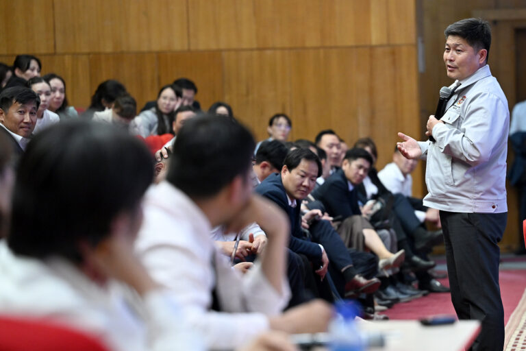 68554c5c58634c4a0f5602ee