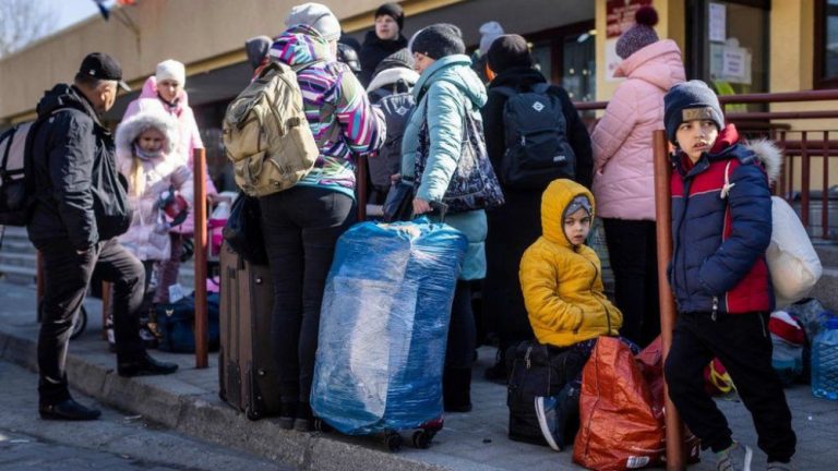 292975-18042022-1650242692-922699343-refugee