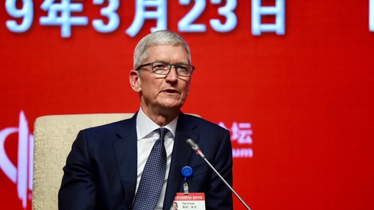 iottlh_tim_cook_china_0_x974