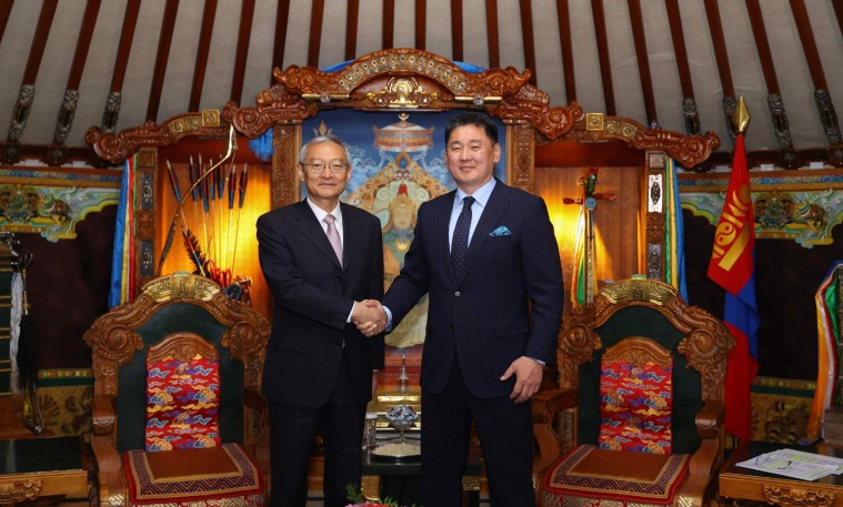 42993C45-E62B-74B2-A7FD-B04A4AD765BF