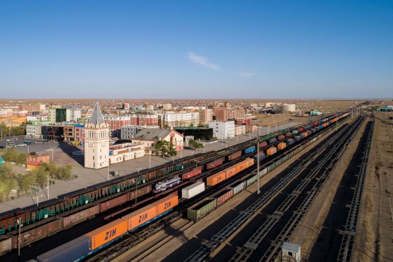 ck8cpi_Zamiin_Uud_2_x974