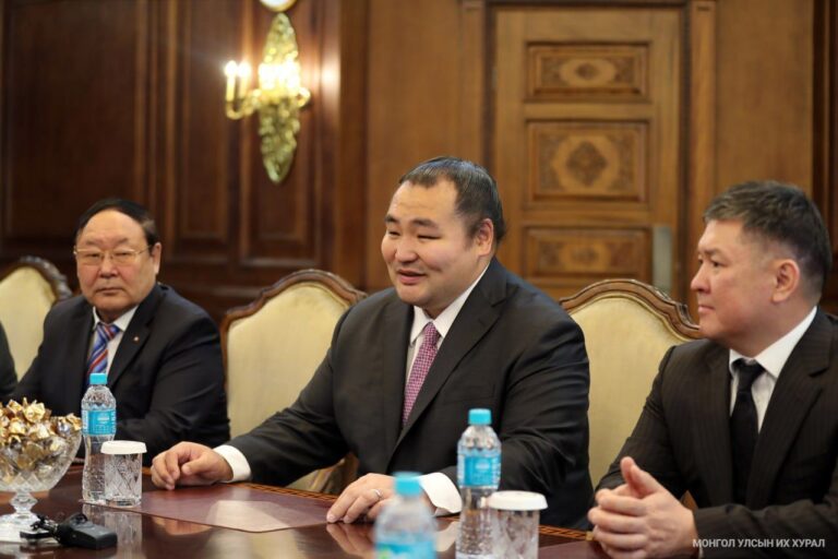 j4cdfq_196165fe016045c498c3e6367dd21413_x974