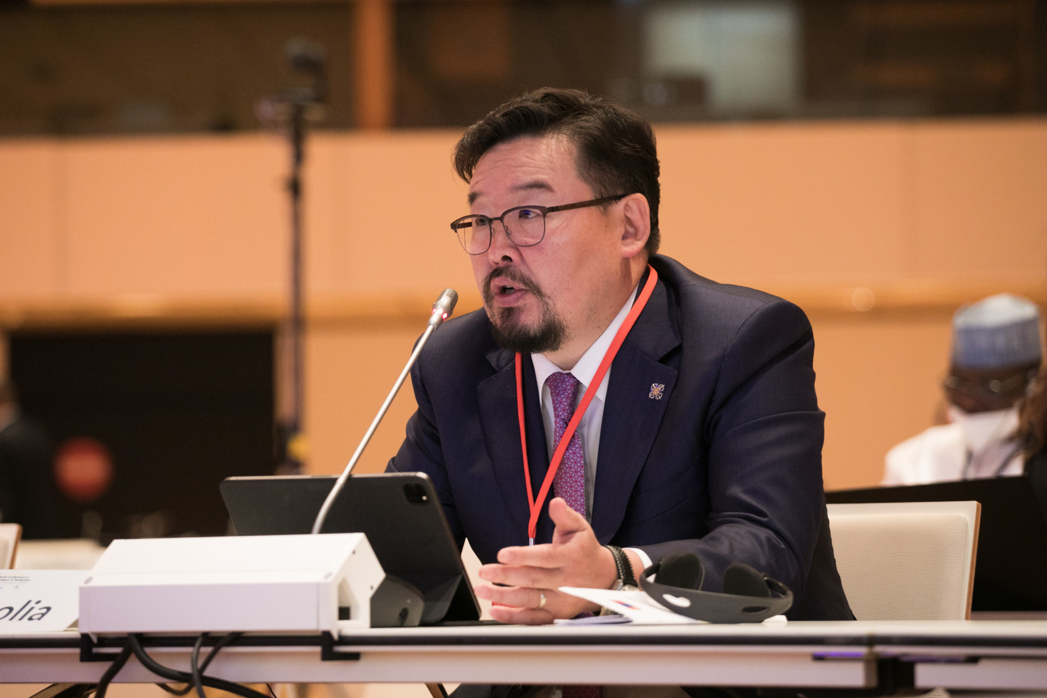 Panel-discussion_1-2048x1365