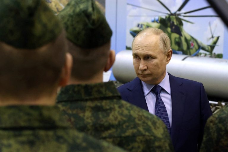 bgfy35_putin_nato_x974