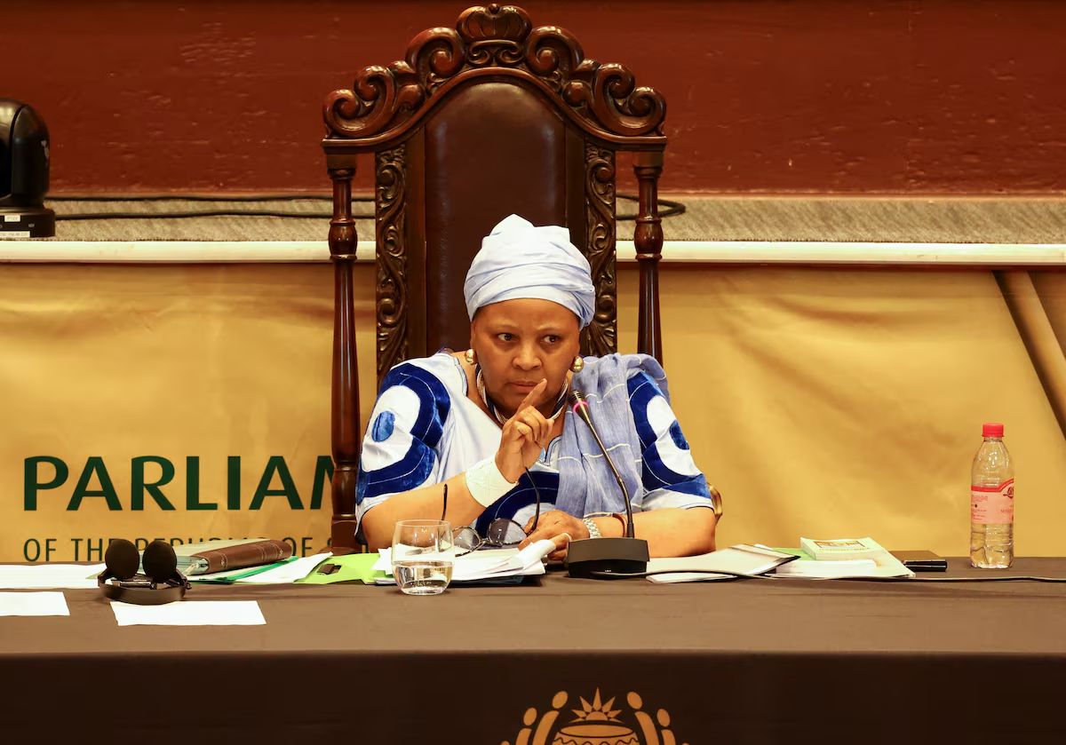 y48sqz_ngakula-data_x974