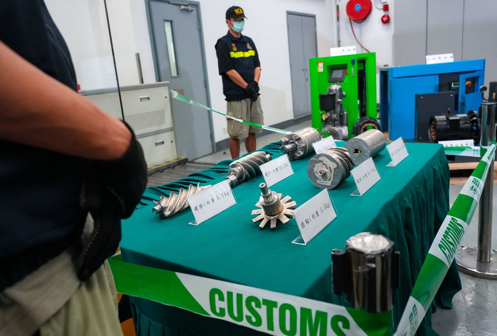 6htp6u_hongkong_gold_smuggling_0_x974