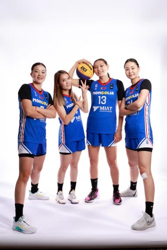 a4ff41eb-ccb7-4f46-8783-43d0c7888422-334x500