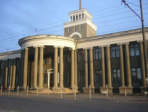 gadaad hariltsaanii yaam