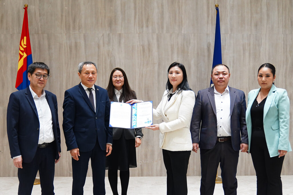 67b3ea78b754a95b1a29e07f