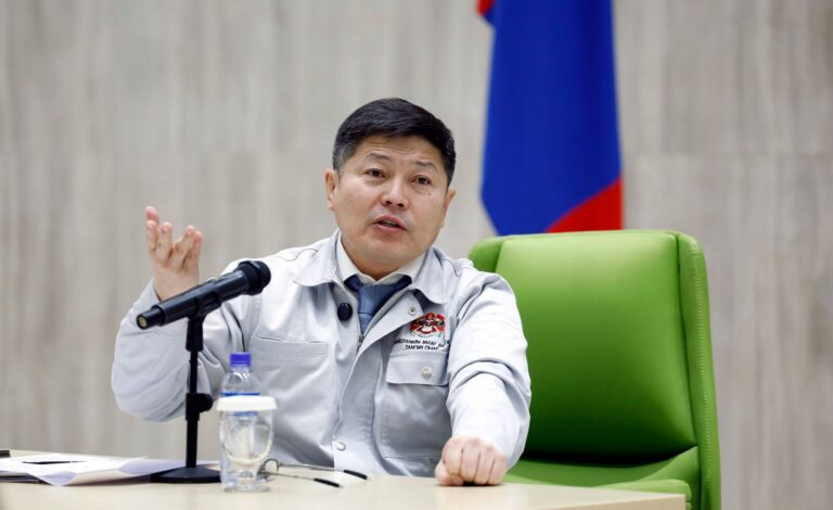 67b41e8ab754a95b1a29e098