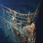 Titanic_wreck_bow